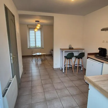 La Pause D'un Soir Roye (Somme)